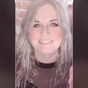 Meet your Posher, Cary